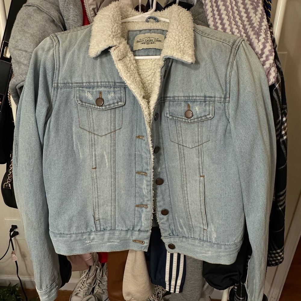 Women's Light Blue Denim Jacket with Sherpa Lining